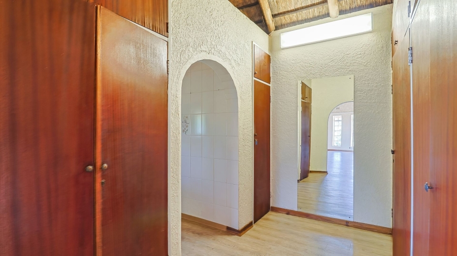 5 Bedroom Property for Sale in Protea Park North West